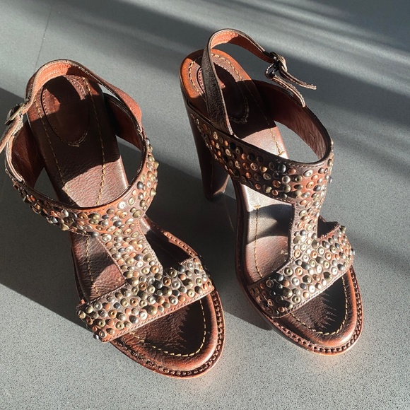 Vintage Frye, Studded 5" Heel, 1.5" Platform, Dark Brown, US 9 - Picture 4 of 6